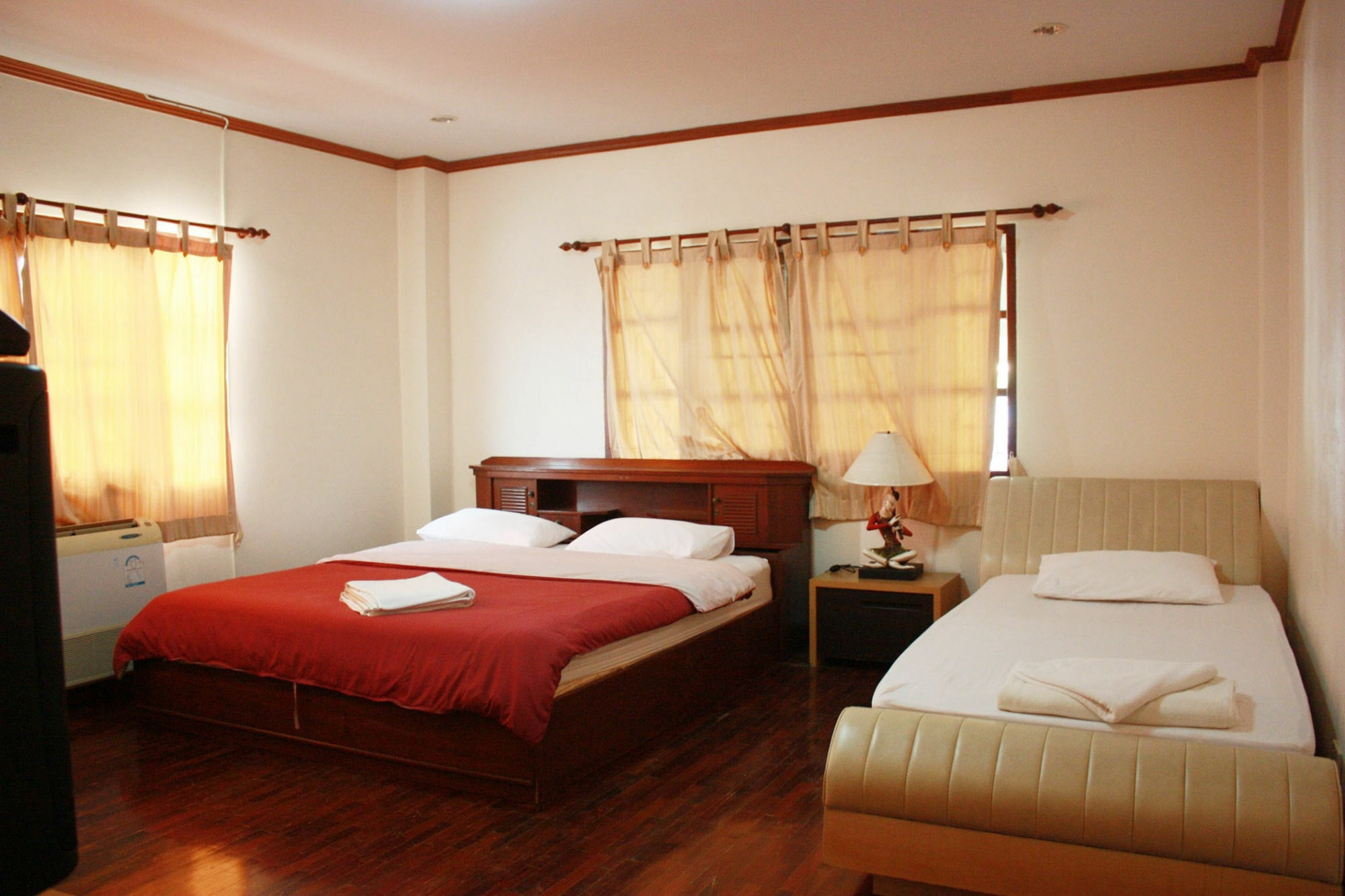Apartment Baan Pak I-un By Sai